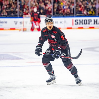 Kapitän Moritz Müller im Spiel für die Kölner Haie