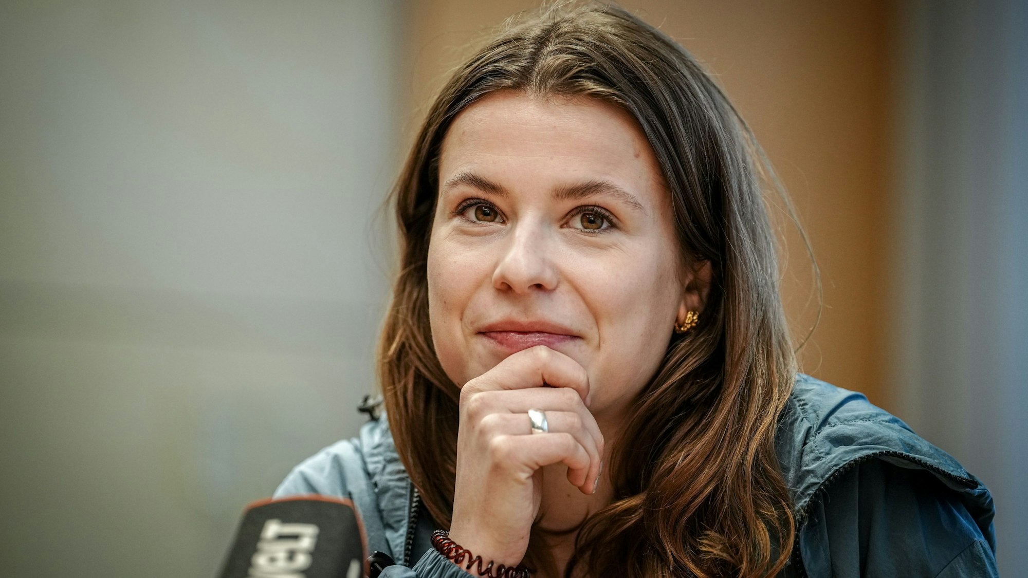 Der Milliardär Clive Palmer kündigte sein ehrgeiziges Vorhaben jetzt in Sydney an. Luisa Neubauer nutzt die Gelegenheit, um auf den Klimawandel aufmerksam zu machen. (Archivbild)