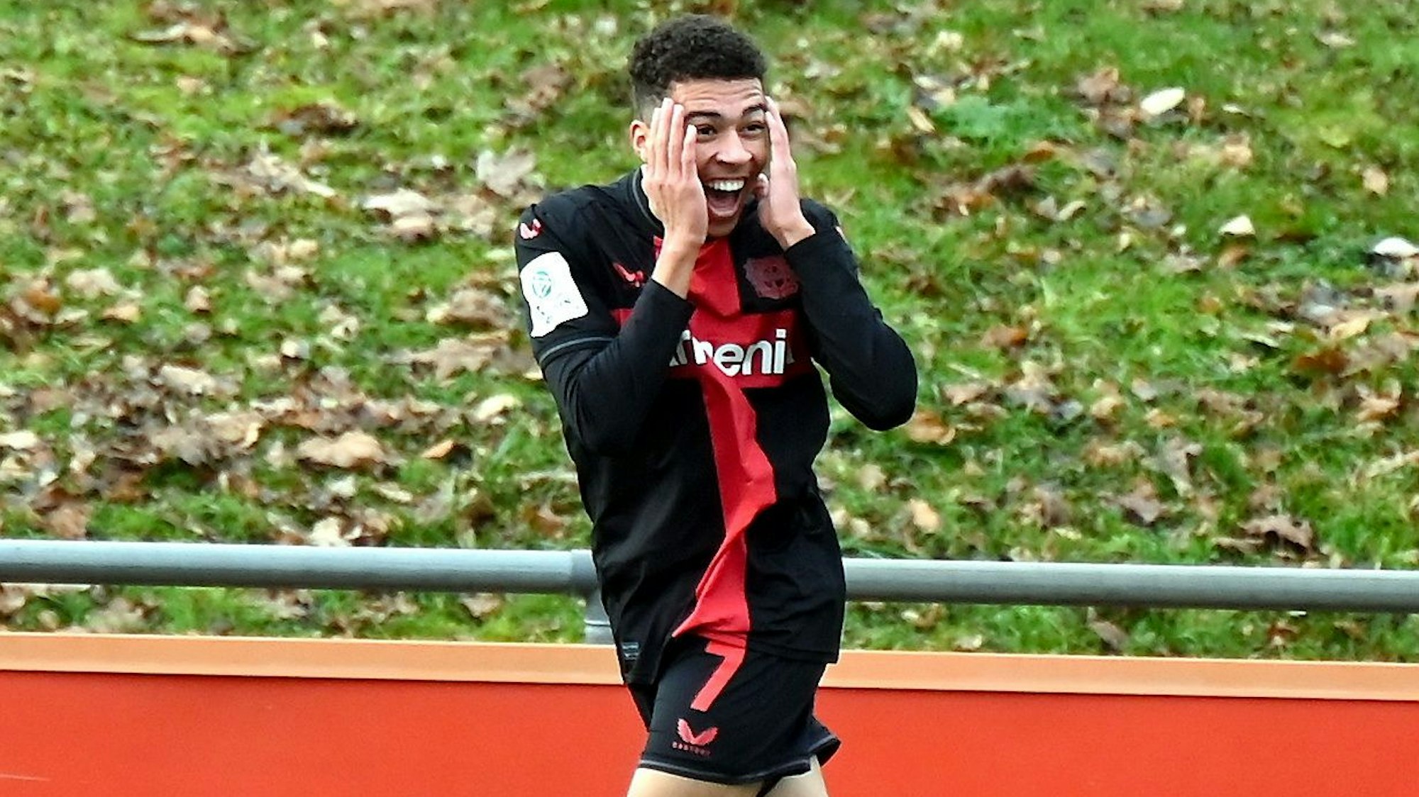 16.12.2023, Fussball-B-Junioren Bundesliga
Bayer 04 Leverkusen-1.FC Köln
Montrell Culbreath: Torschütze zum 1:0 für Bayer
Foto: Uli Herhaus