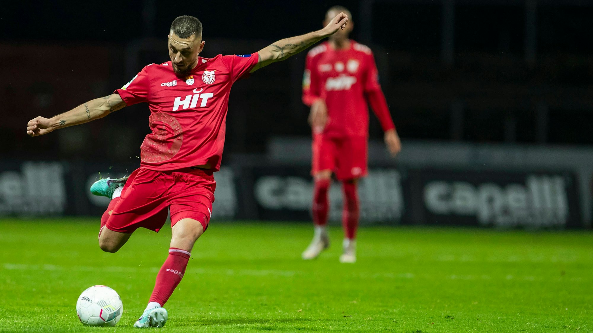 Regionalliga West, Fortuna Koeln - Borussia Moenchengladbach U23, 10.11.2023 Stipe Batarilo Fortuna Koeln, 8. Regionalliga West, Fortuna Koeln - Borussia Moenchengladbach U23, 15. Spieltag, am 10.11.2023, Suedstadion, Koeln DFL regulations prohibit any use of photographs as image sequences and/or quasi-video *** Regionalliga West, Fortuna Koeln Borussia Moenchengladbach U23, 10 11 2023 Stipe Batarilo Fortuna Koeln, 8 Regionalliga West, Fortuna Koeln Borussia Moenchengladbach U23, 15 Spieltag, am 10 11 2023, Suedstadion, Koeln DFL regulations prohibit any use of photographs as image sequences and or quasi video Copyright: xBEAUTIFULxSPORTS/Meuselx