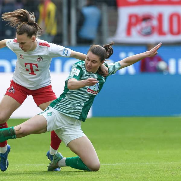 Kölns Dora Zeller (l.) trifft im Derby auf ihre Leverkusener Ex-Kolleginnen.