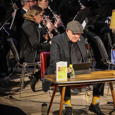 Klaus Prangenberg liest Emil und die Detektive vor.