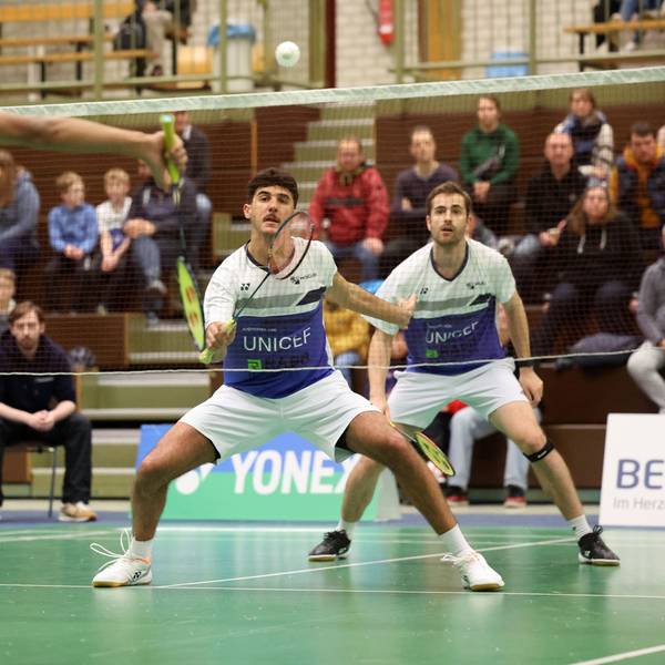 Das TVR-Herrendoppel mit Malik Bourakkadi und Jan Colin Völker