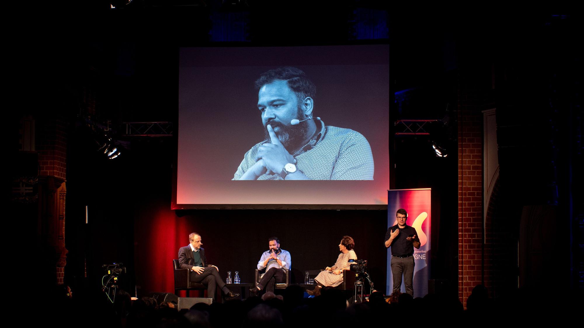 Stephan Anpalagan und Peter R. Neumann auf der lit.Cologne
