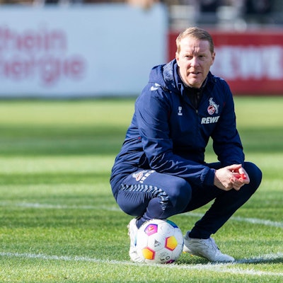 Timo Schultz will seine Elf in Spanien auf den Endspurt in der Bundesliga vorbereiten. (Archivbild)