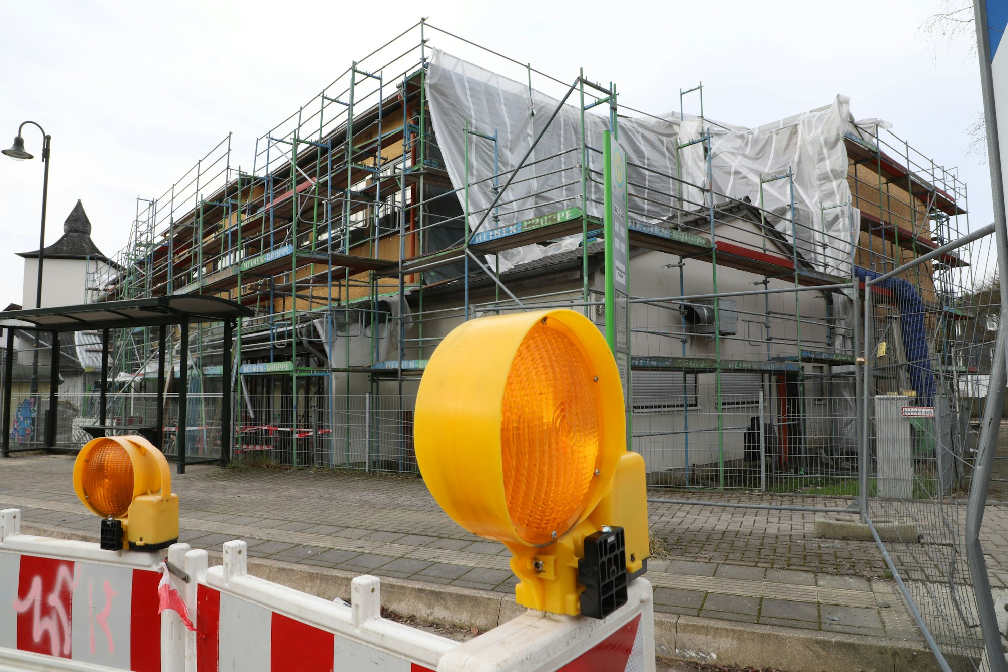 Für die Grundschule Hoffnungsthal, deren bestehendes Gebäude zurzeit erweitert wird, ist ein Neubau anvisiert. Der Standort ist noch zu klären.