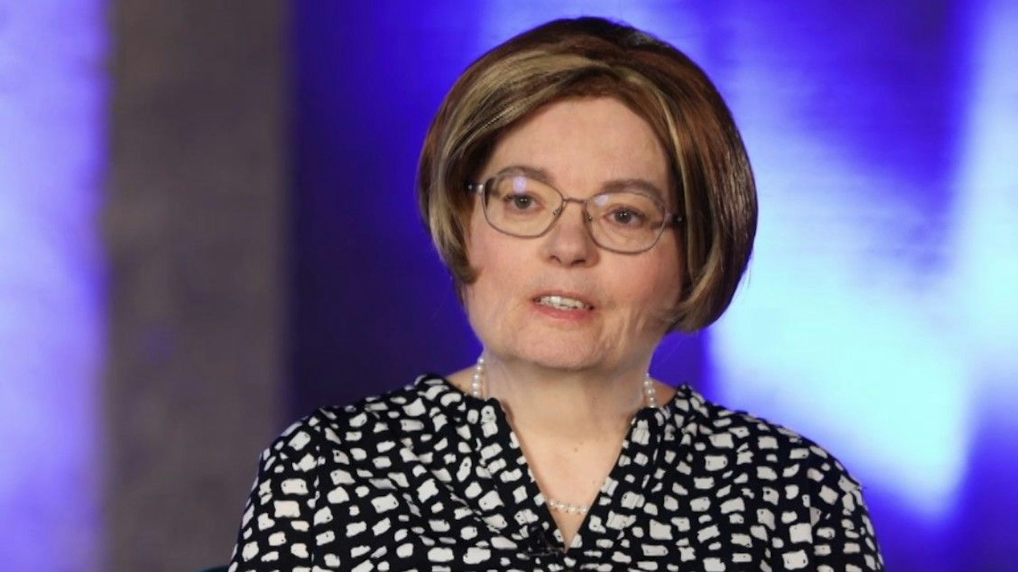 Petra P. im Interview mit dem Fernsehmagazin„ Life - Menschen, Momente, Geschichten“.