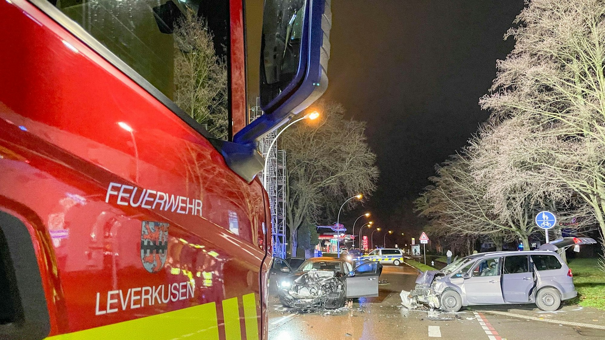 Unfall auf der Alkenrather Straße.