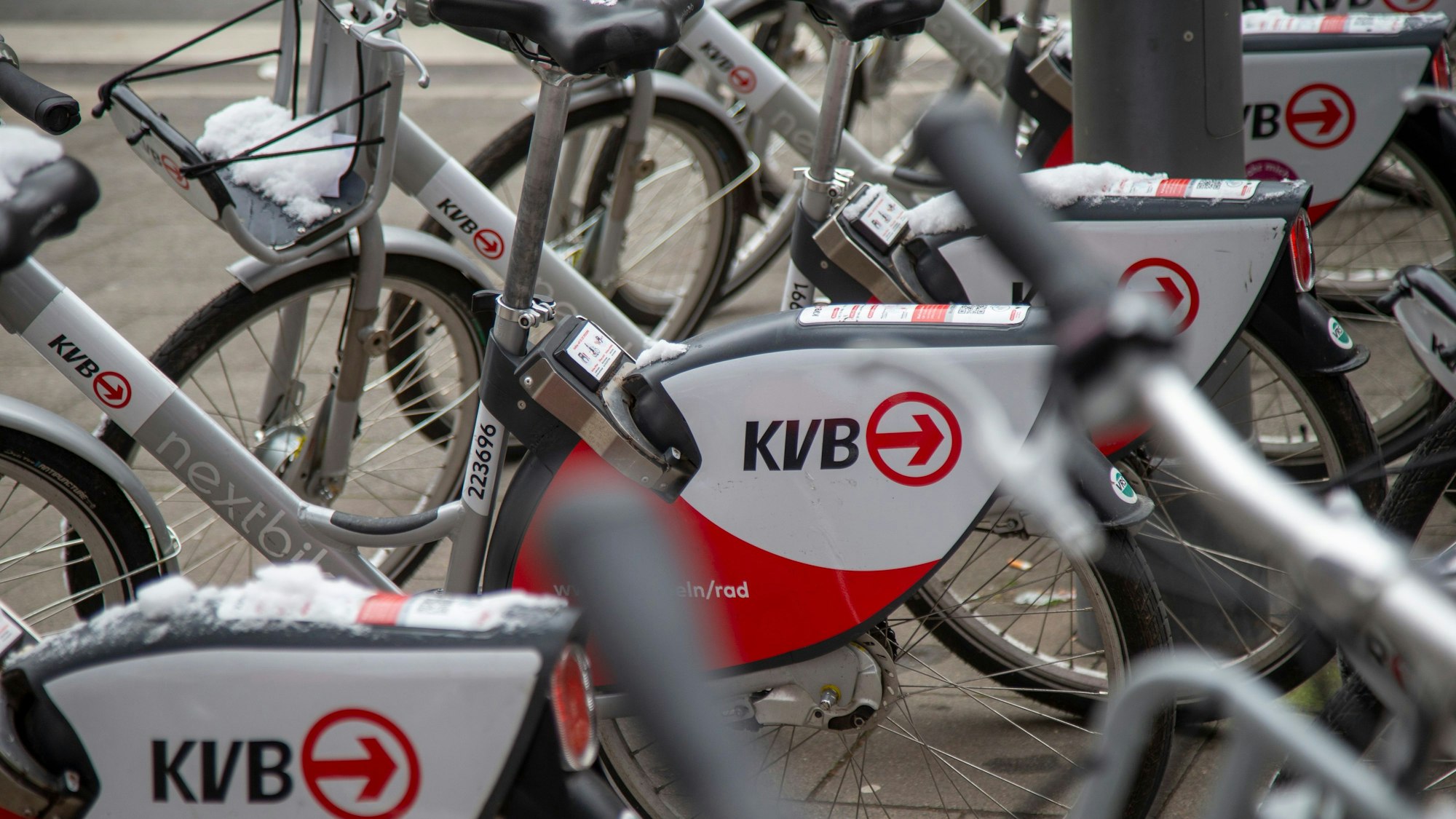 2024 wurden die rund 3.000 Leihfahrräder der KVB insgesamt 4,4 Millionen Mal ausgeliehen (Archivbild)