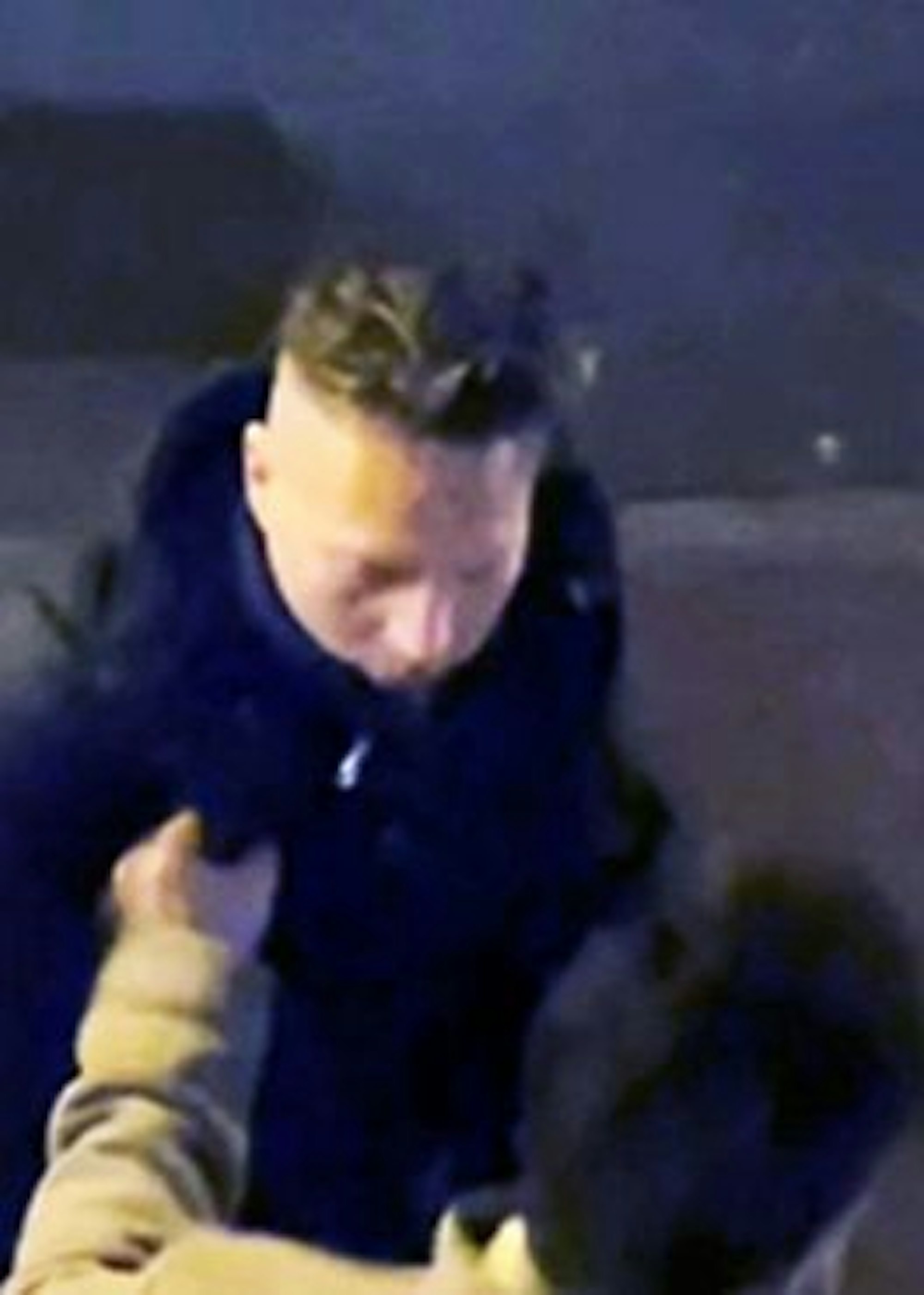 Das Foto zeigt die beiden Tatverdächtigen.