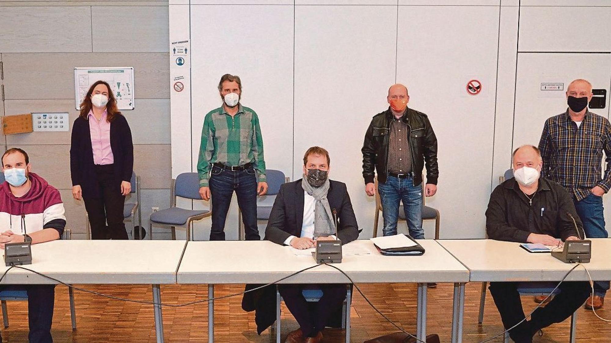 Im Bürgerhaus Kürten unterschrieben im Dezember 2020 Vertreter von CDU, Grünen und FDP den Kooperationsvertrag
