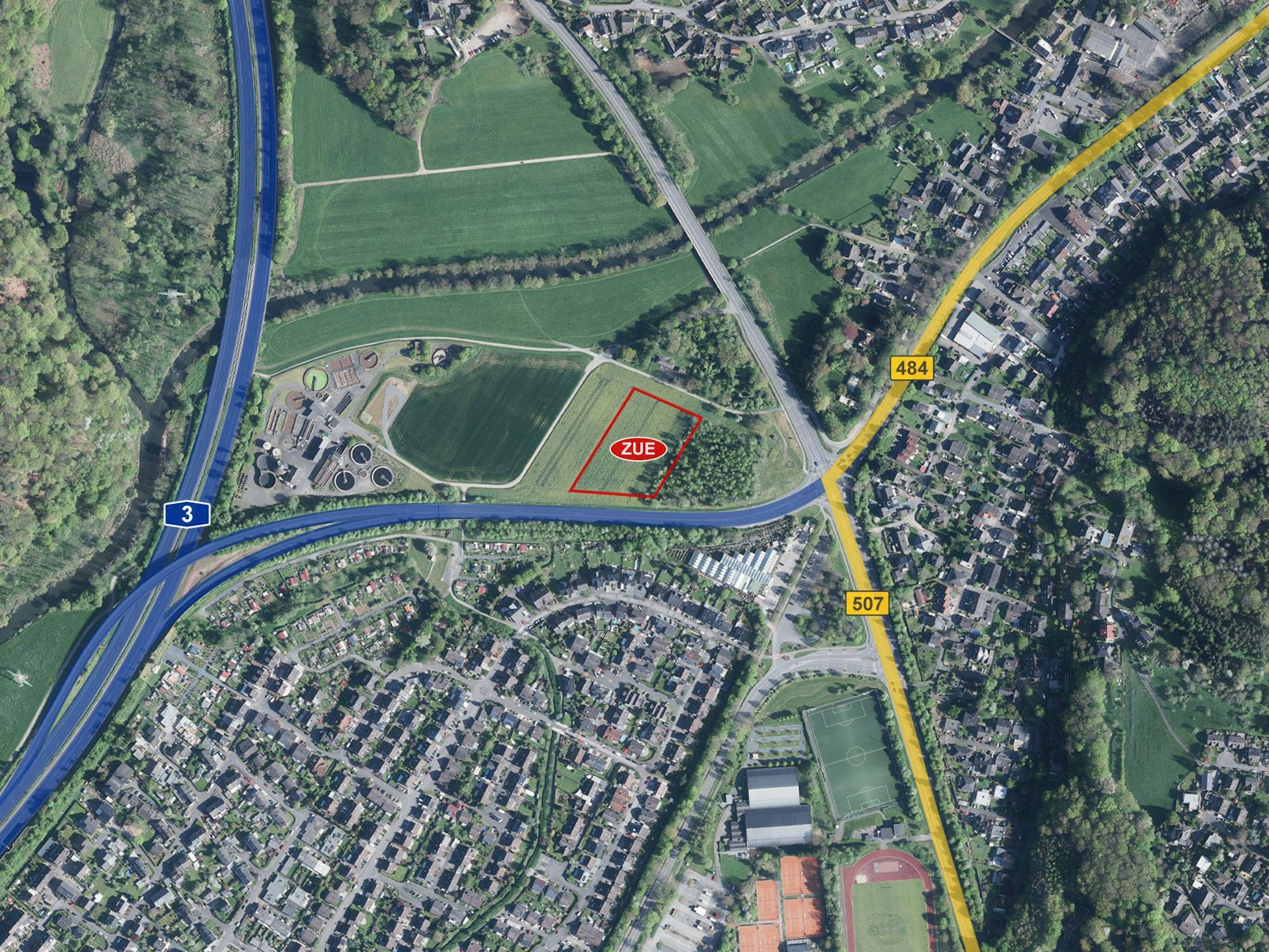 Luftbild Lohmar mit rot markiertem Standort der Großunterkunft für Geflüchtete