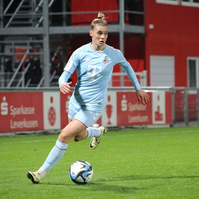 18.03.2024, xgrfx, Fussball 1.Bundesliga Damen, Bayer Leverkusen - 1.FC Köln emspor, v.l. Selina Cerci 1.FC Köln DFL/DFB REGULATIONS PROHIBIT ANY USE OF PHOTOGRAPHS as IMAGE SEQUENCES and/or QUASI-VIDEO Leverkusen *** 18 03 2024, xgrfx, Soccer 1 Bundesliga Women, Bayer Leverkusen 1 FC Köln emspor, v l Selina Cerci 1 FC Köln DFL DFB REGULATIONS PROHIBIT ANY USE OF PHOTOGRAPHS as IMAGE SEQUENCES and or QUASI VIDEO Leverkusen