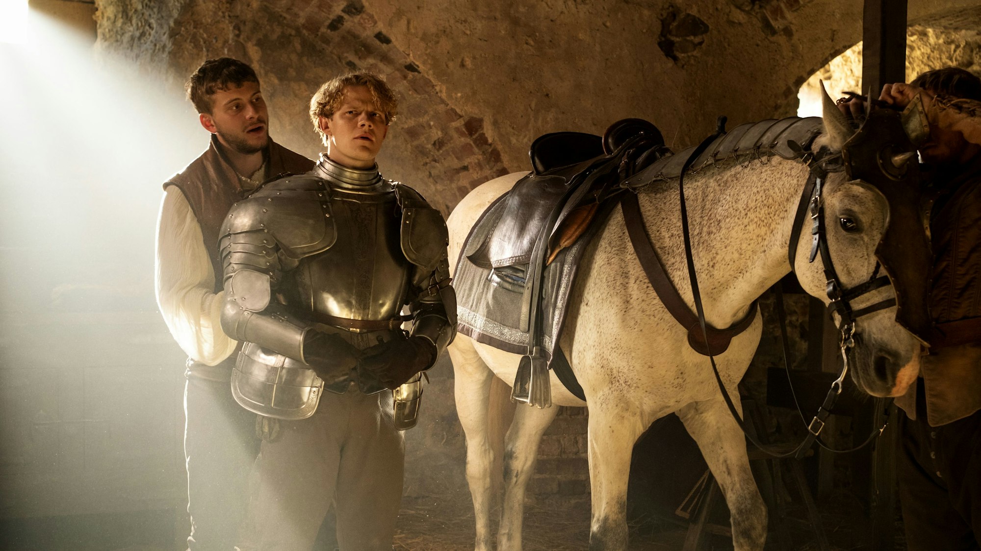 Max von der Groeben (r.) als Märchenprinz in „Chantal im Märchenland“.