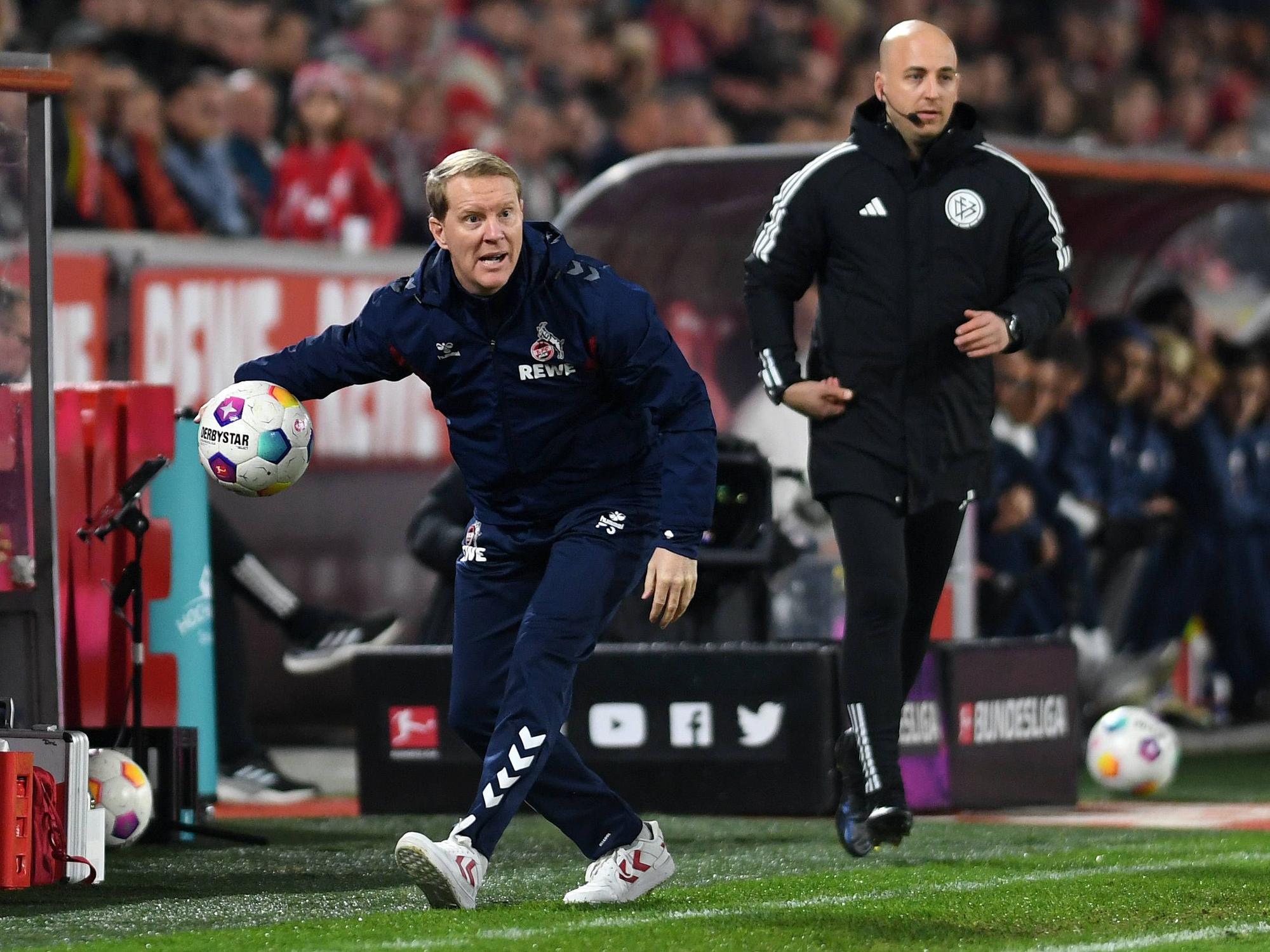 FC-Coach Timo Schultz beim Spiel gegen Leipzig.