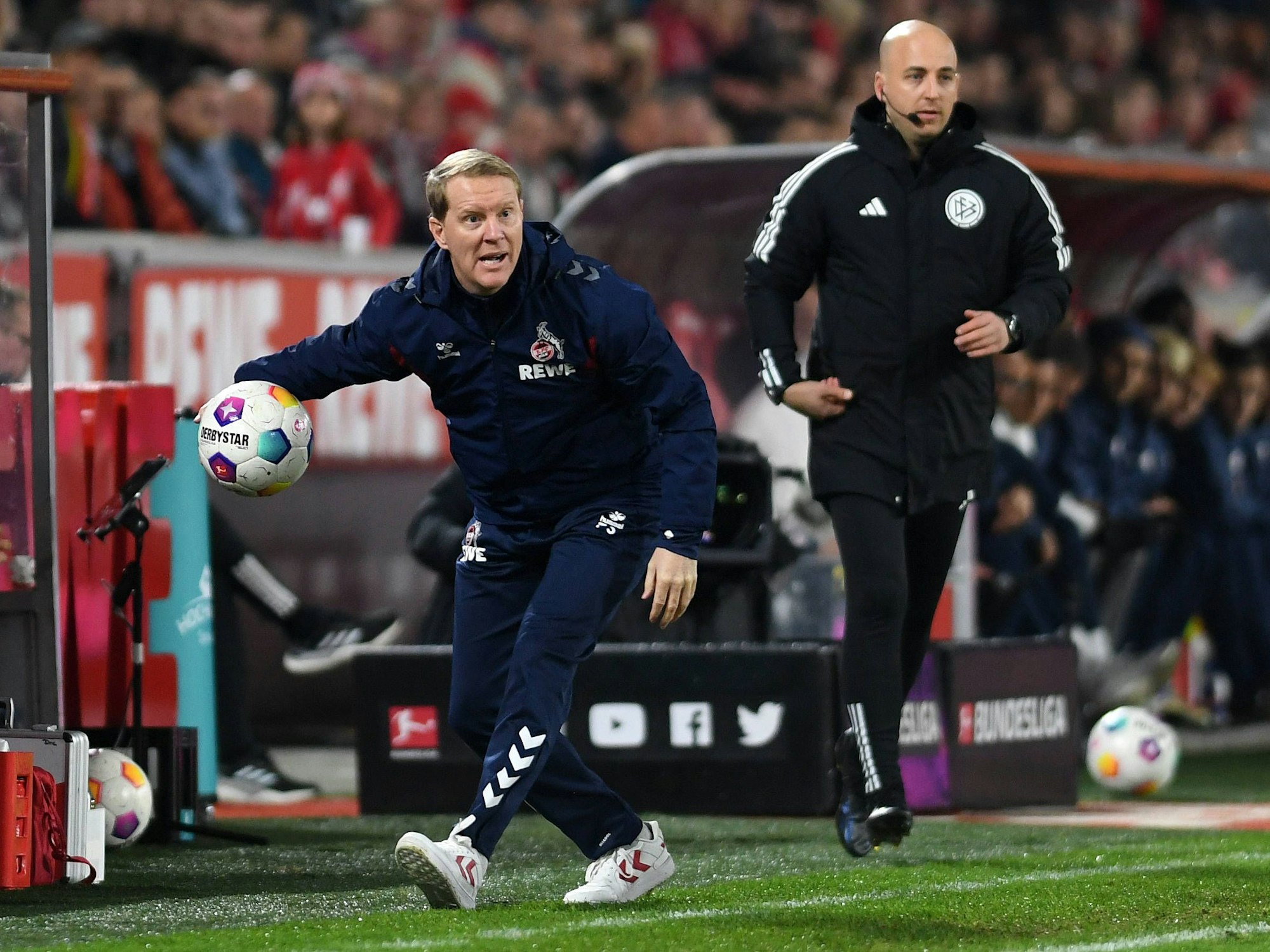 FC-Coach Timo Schultz beim Spiel gegen Leipzig.