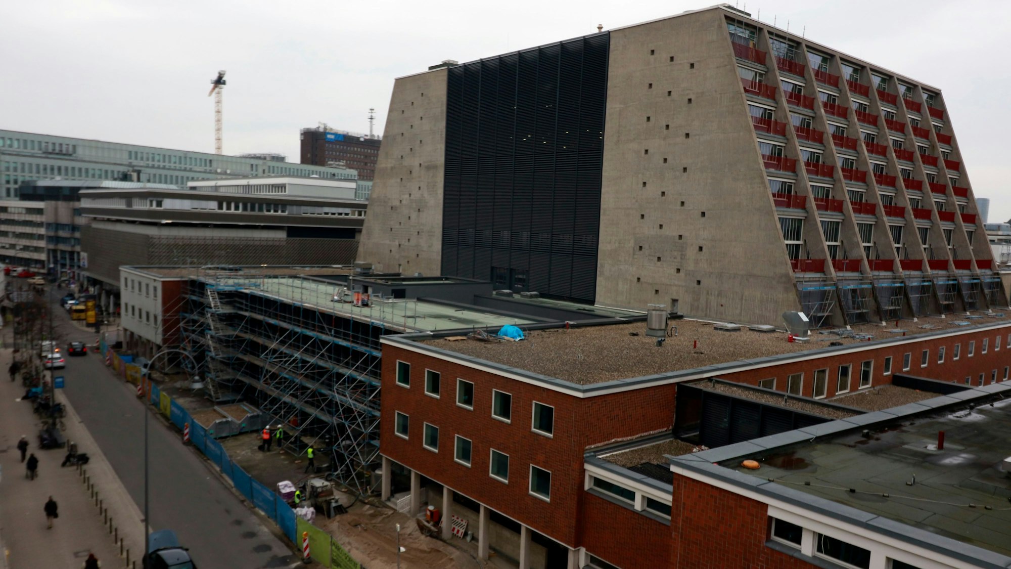 Das Opernhaus am Offenbachplatz