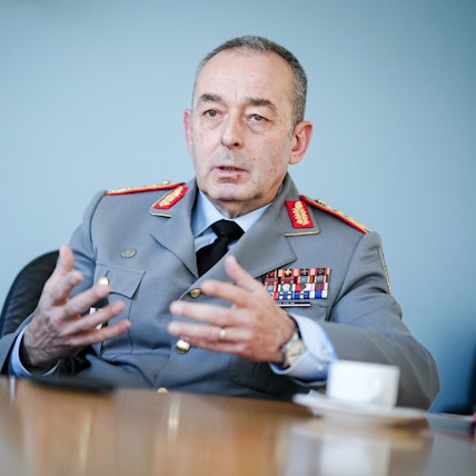 Carsten Breuer, Generalinspekteur der Bundeswehr, warnt vor einem möglichen russischen Angriff auf ein Nato-Land in „fünf bis acht Jahren“. (Archivbild)