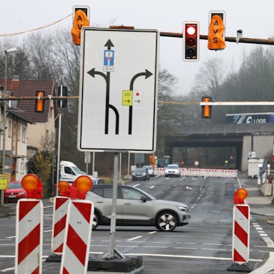 Kein Durchkommen: Die Großbaustelle prägt das Leben in Untereschbach.