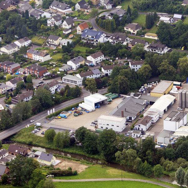 Die Sülzbrücke im Rösrather Ortsteil Lehmbach soll noch 2025 durch einen Neubau ersetzt werden. Mit den Plänen steigt das Überflutungs-Risiko.