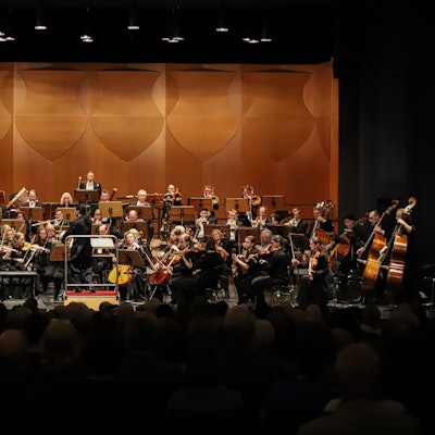 Die Bayer Philharmoniker bei ihrem Konzert zum 120. Geburtstag.