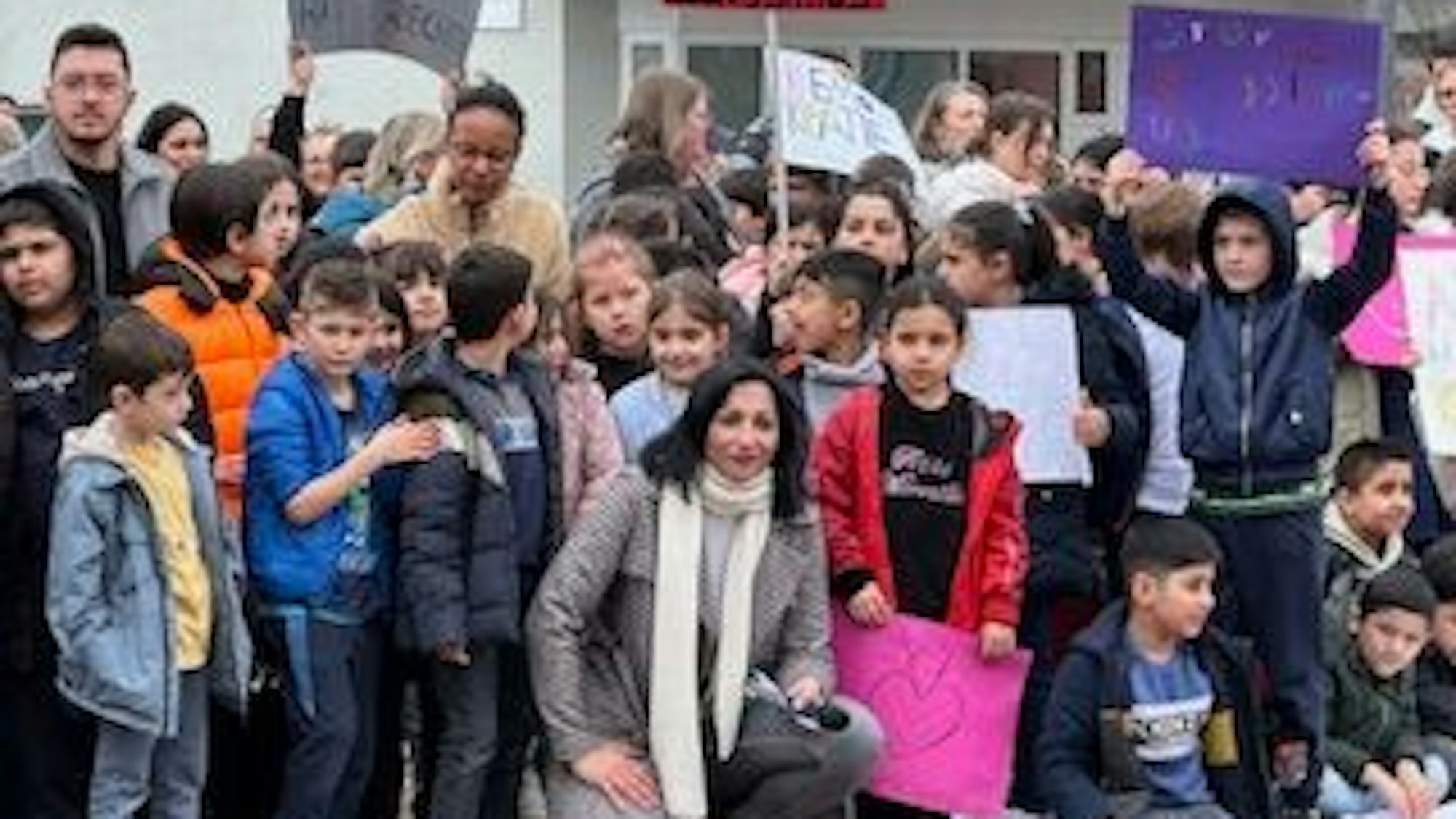 Viele Schulkinder im Bezirk Chorweiler haben bereits eigene Erfahrungen mit Fremdenfeindlichkeit gemacht.