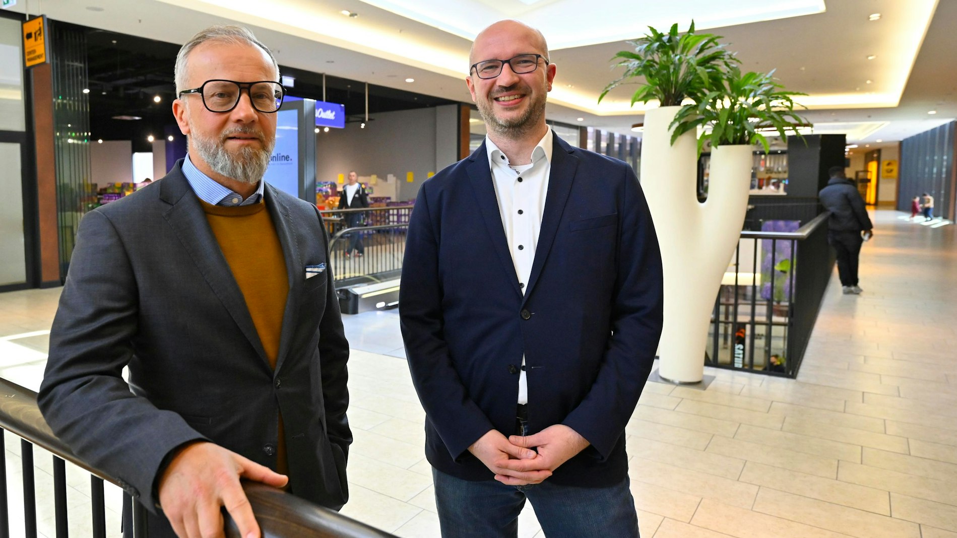 Heiner Hutmacher, links im Bild, und Benno Skubsch im Forum.