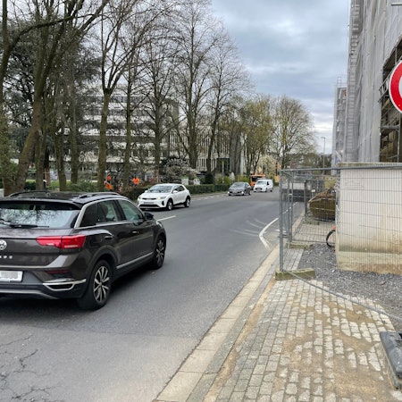 Baustart für den Kreisverkehr steht bevor: die Neukirchener Straße in Leichlingen wird ab 2. April 2024 zur Einbahnstraße.