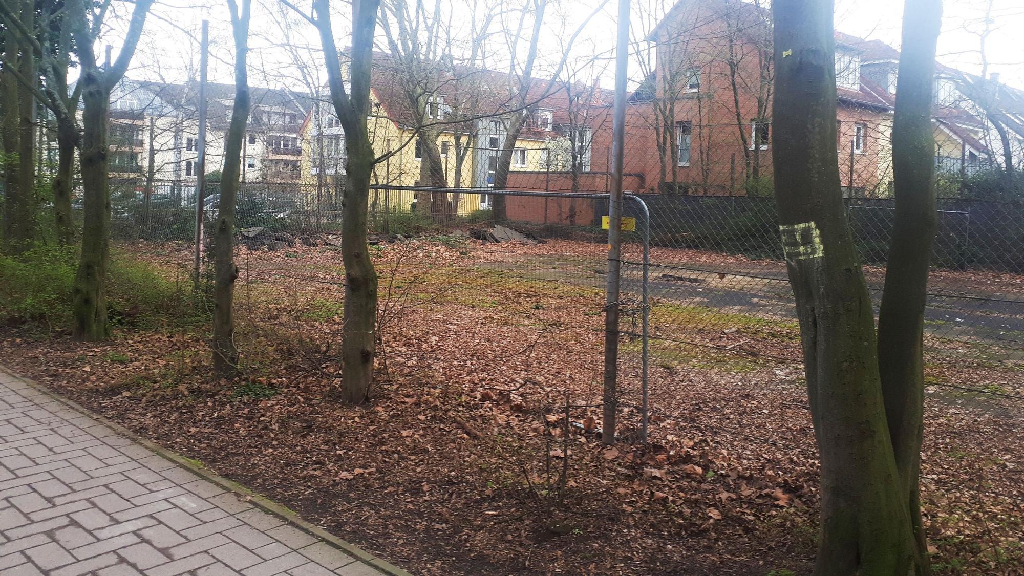 Der Bolzplatz An den Kreutzmorgen. Dieser ist seit 2020 gesperrt. Foto von Bernd Schöneck