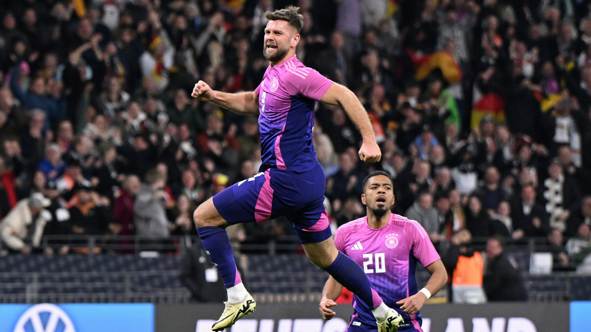 Niclas Füllkrug bejubelt seinen entscheidenden Treffer