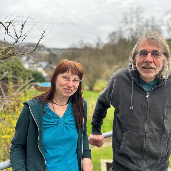 Die Ostermarschierer Uta Radermacher (66) und Gerhard Jenders (72) aus Gummersbach