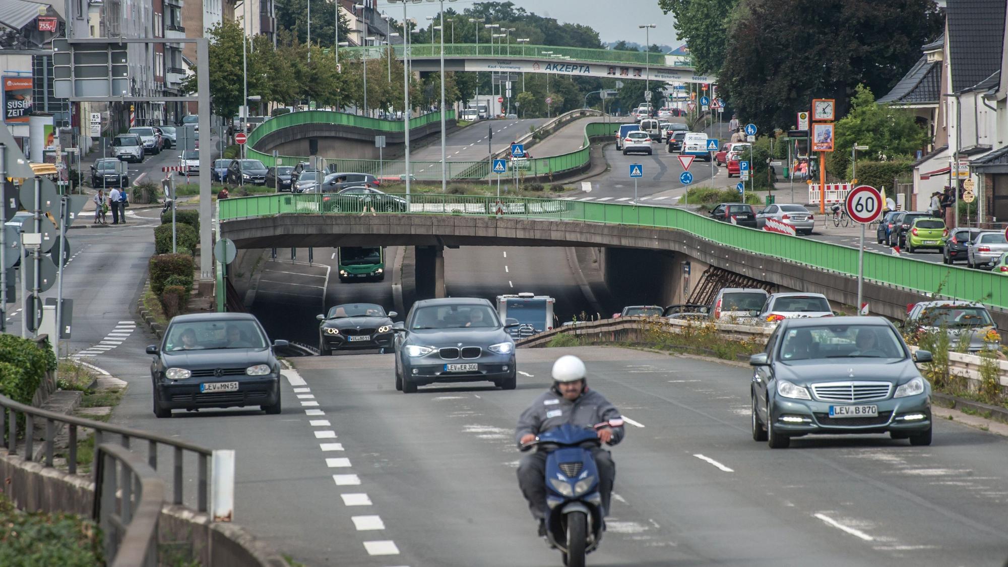 Laut ist es da, wo Autos fahren – zum Beispiel am Europaring.