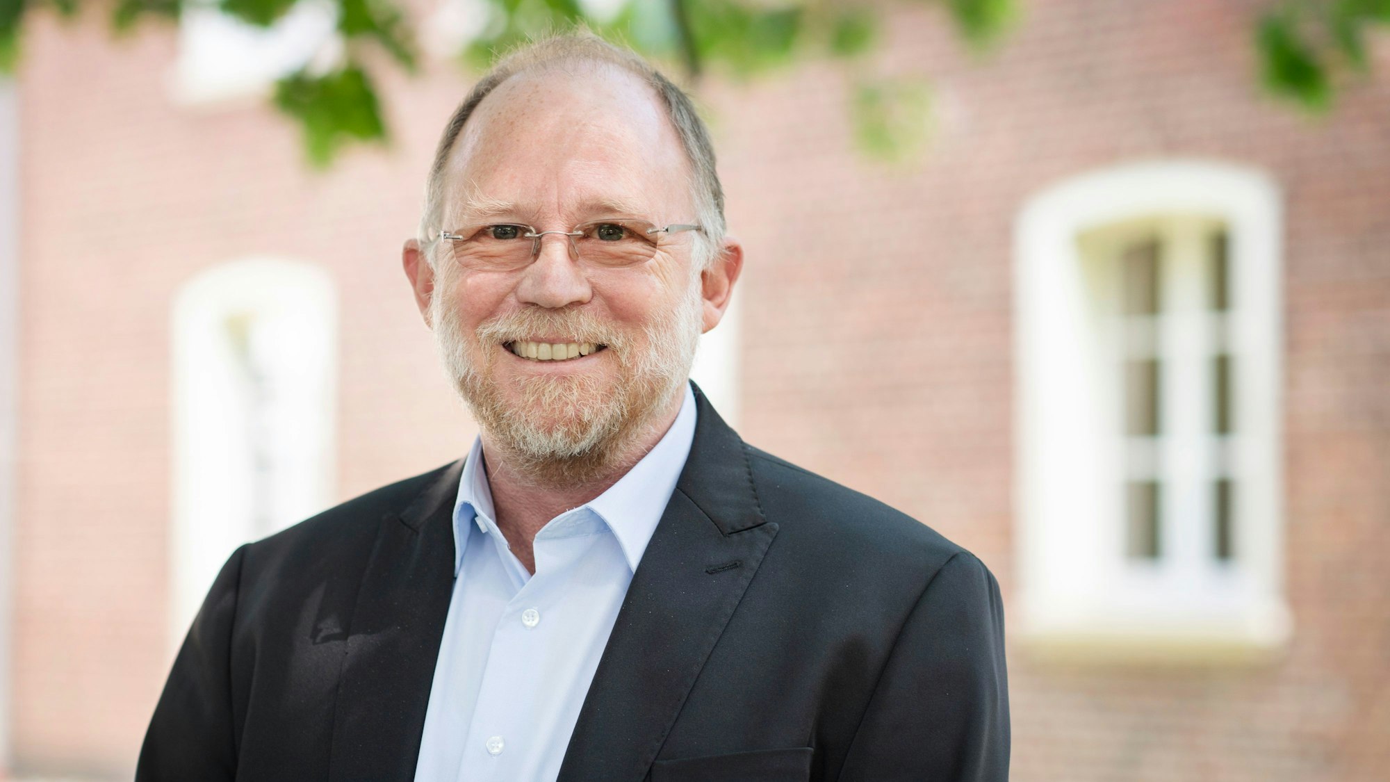 Universität Duisburg Essen | Campus Duisburg - Fakultät für Geisteswissenschaften | Institut für Entwicklung und Frieden (INEF)