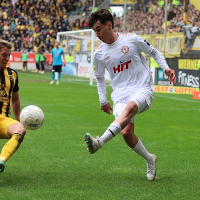 Alemannia Aachen vs. Fortuna Köln Spielfotos 30.03.2024 Fußball, 27. Spieltag Regionalliga West Saison 2023/2024: TSV Alemannia Aachen gegen SC Fortuna Köln am 30. März 2024 im Tivoli Stadion in Aachen Nordrhein-Westfalen / Deutschland / GER. *** Alemannia Aachen vs Fortuna Köln Match Photos 30 03 2024 Soccer, Matchday 27 Regionalliga West Season 2023 2024 TSV Alemannia Aachen vs SC Fortuna Köln on March 30, 2024 at Tivoli Stadium in Aachen Nordrhein Westfalen Germany GER