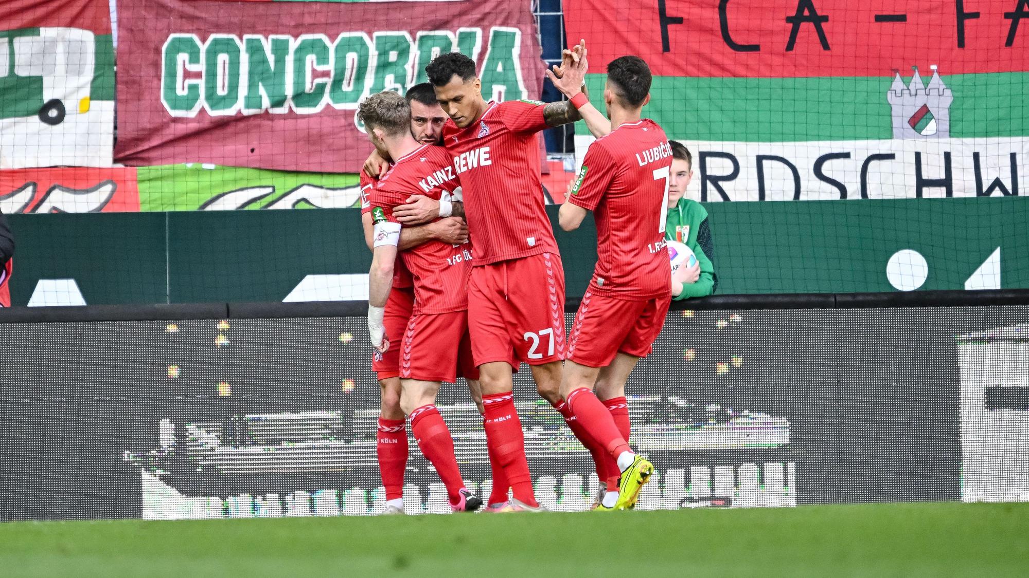 Jubel beim 1. FC Köln nach Selkes Treffer zum Ausgleich.