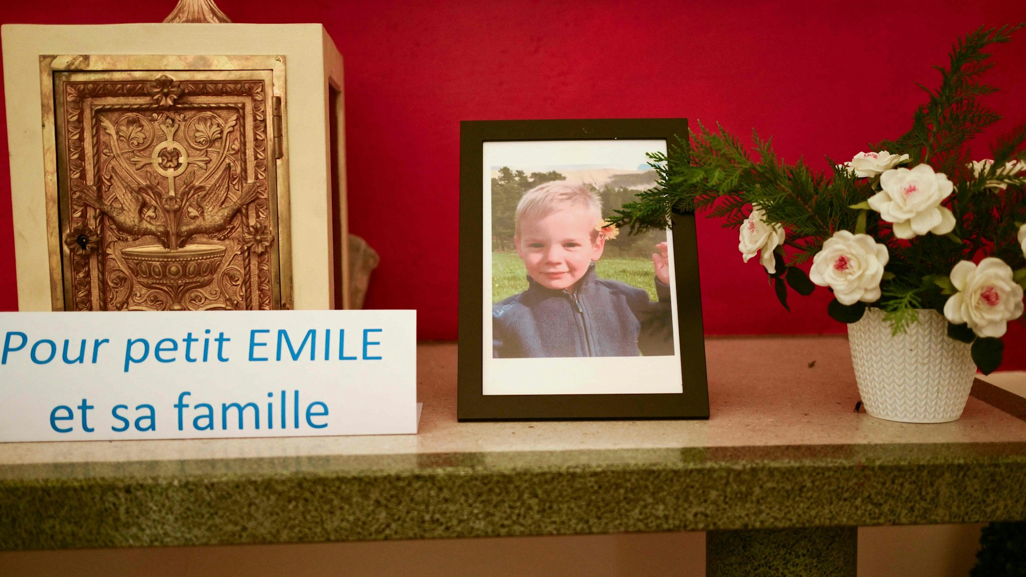 Dieses Foto wurde am 21. März 2024 in einer Kapelle in La Bouilladisse in Südfrankreich aufgenommen.