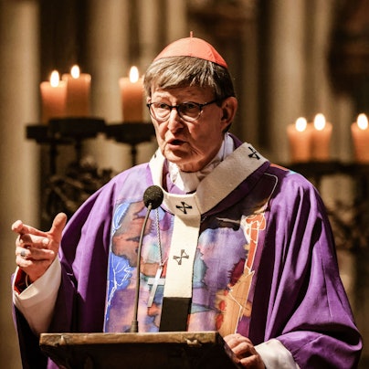Kardinal Rainer Woelki, hier am Aschermittwoch im Kölner Dom, bekommt einen neuen Mediendirektor.