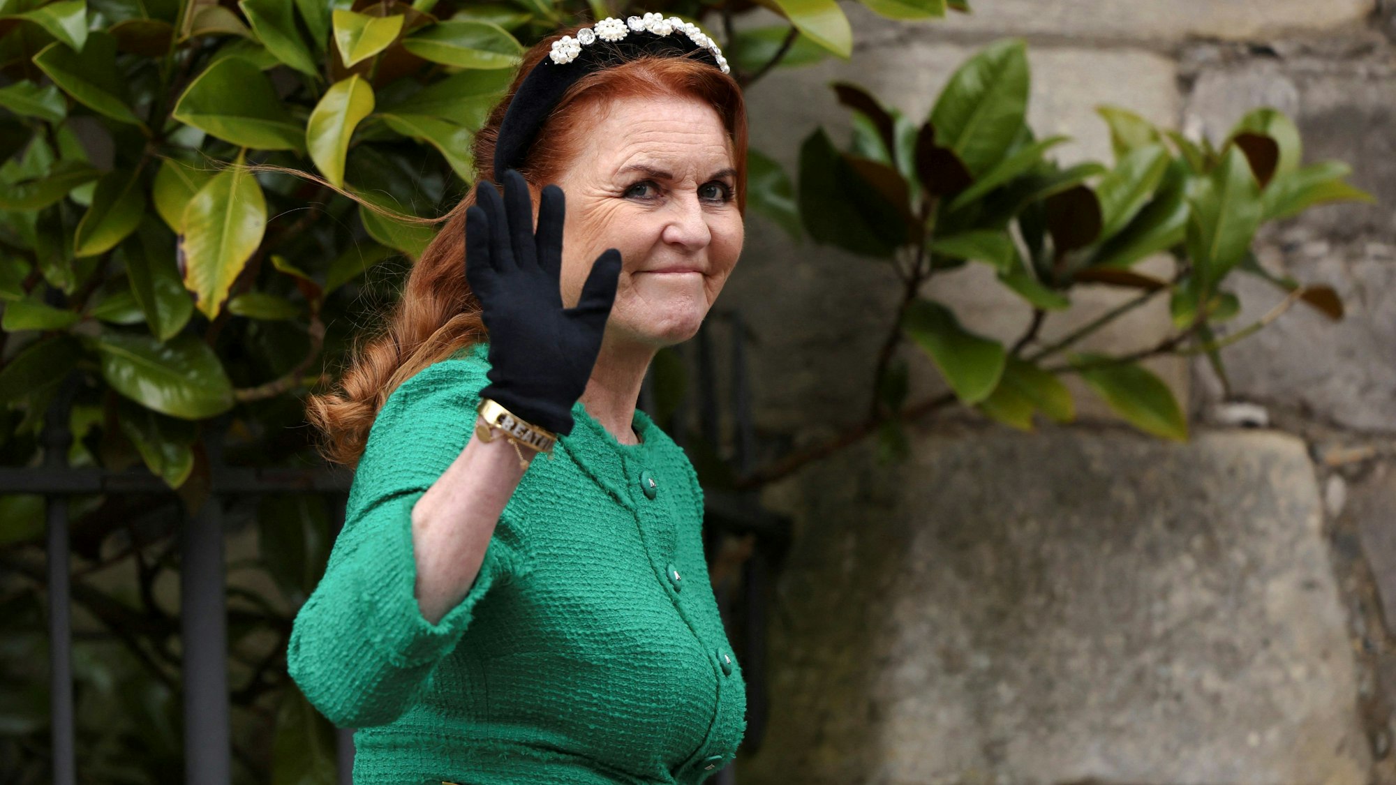 Sarah Ferguson winkt den Royal-Fans zu.