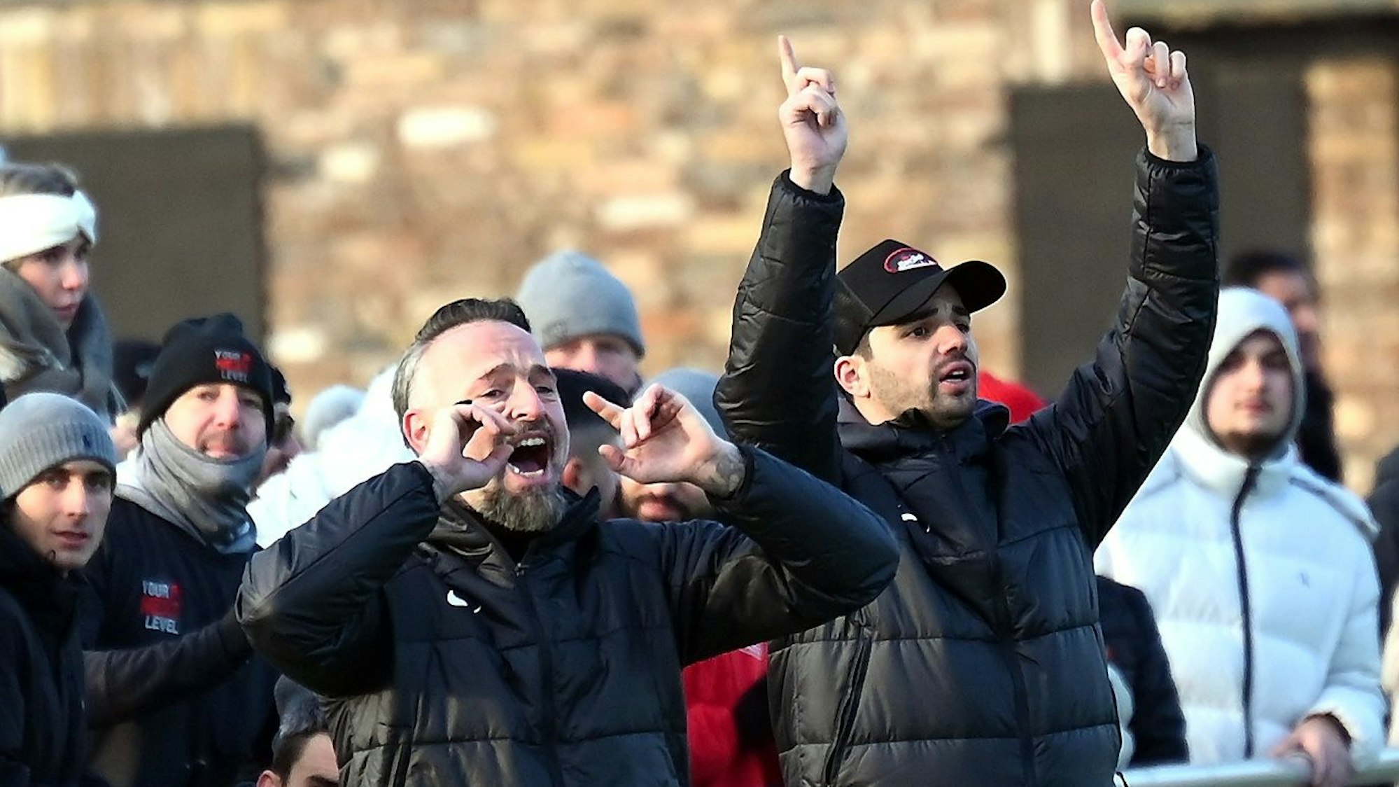 03.12.2023, Fussball-SpVg. Porz-SV Bergisch Gladbach
links: TR: Jonas Wendt (Porz)
Foto: Uli Herhaus