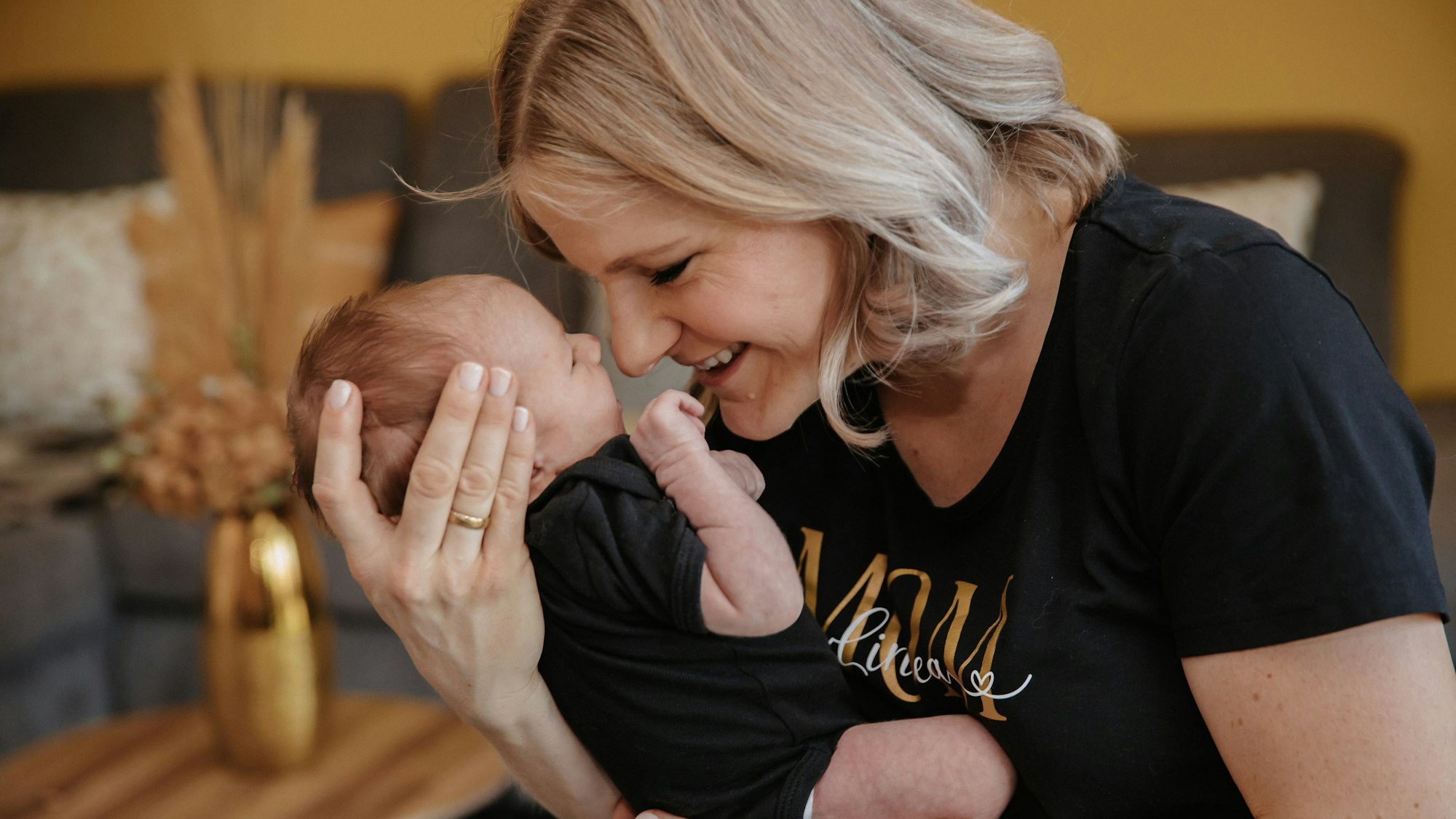 Linnea und ihre Mama Caro Nowicki