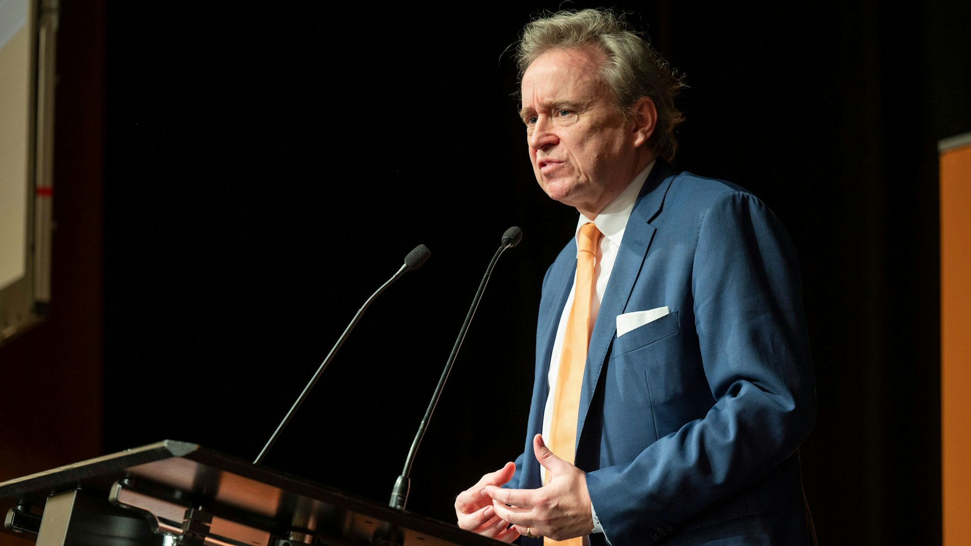 Bernd Petelkau bei seiner Rede auf dem Parteitag 2023.