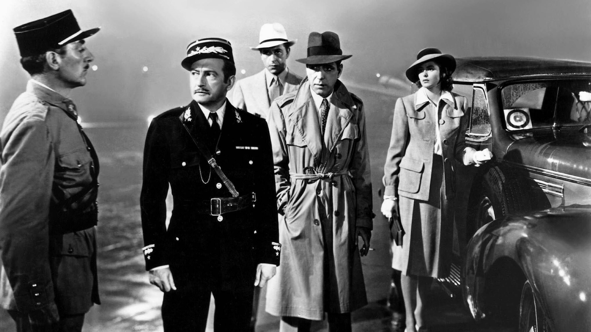 Claude Rains, Paul Henreid, Humphrey Bogart und Ingrid Bergman im Filmklassiker „Casablanca“ von 1942.