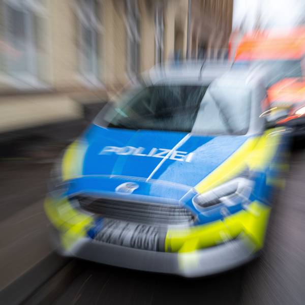 Die Kölner Polizei sucht Zeugen in Porz (Symbolbild).
