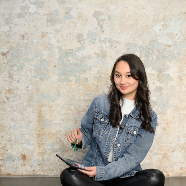 Lern-Influencerin Lara Lekutat