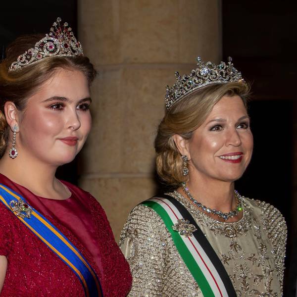 Prinzessin Amalia und Königin Maxima beim jordanischen Hochzeitsempfang.
