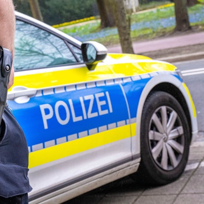 Ein Polizeiauto ist im Einsatz. (Symbolfoto)