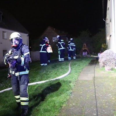 Mit einem Großaufgebot von Rettungskräften, Feuerwehr und Polizei waren die Einsatzkräfte vor Ort.