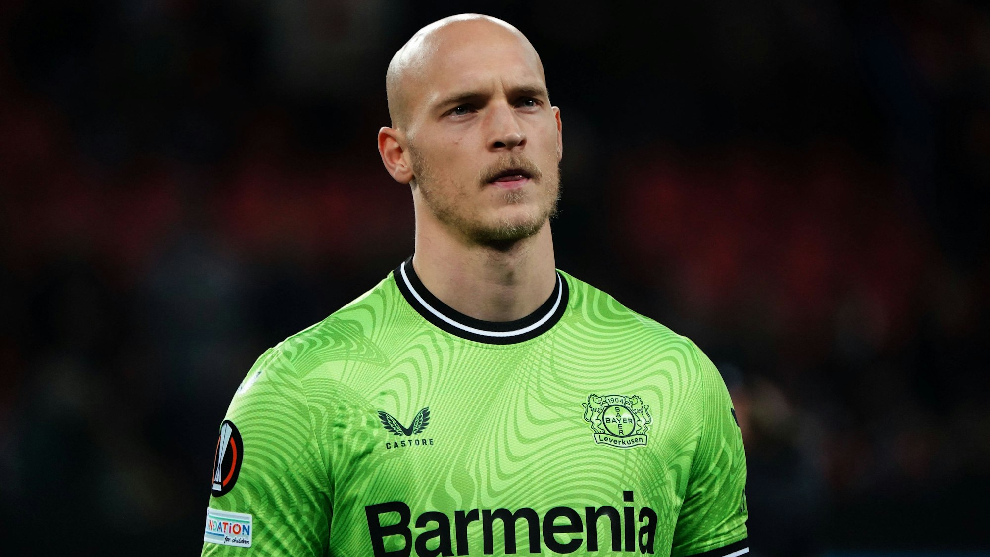 Fussball, UEFA Europa League 2023/2024, Gruppenphase , Gruppen H, Spieltag 6, Bayer 04 Leverkusen - Molde FK, 14.12.2023, Bayarena Leverkusen, Niklas Lomb TW Bayer 04 Leverkusen . Aktion, Einzelbild *** Football, UEFA Europa League 2023 2024, Group stage , Group H, Matchday 6, Bayer 04 Leverkusen Molde FK, 14 12 2023, Bayarena Leverkusen, Niklas Lomb TW Bayer 04 Leverkusen action, single image