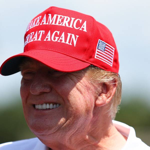 Donald Trump beim Golfen