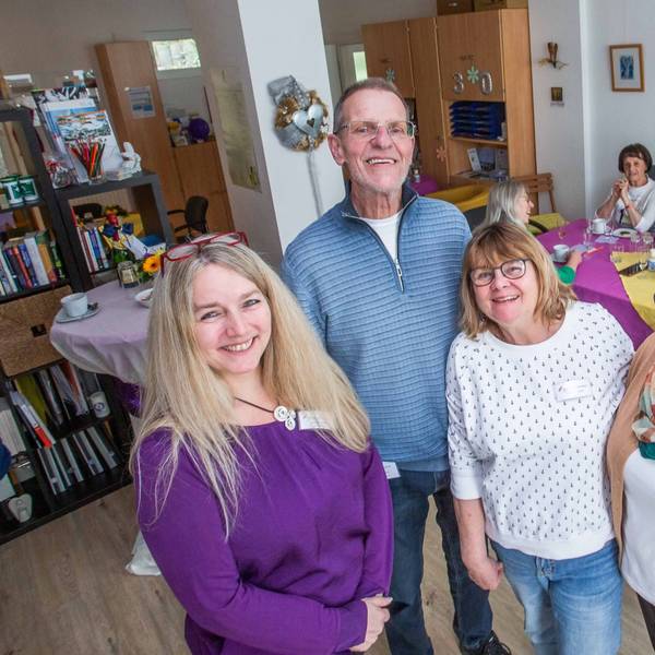 Regina Löhr, Hans Stüttem, Dagmar Wolf und Elke Auras im Büro des Dienstes in Wipperfürth.